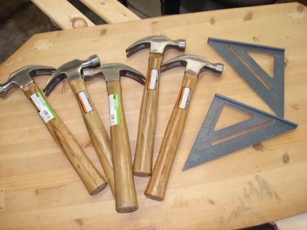 Как сделать настенную вешалку Как сделать настенную вешалку