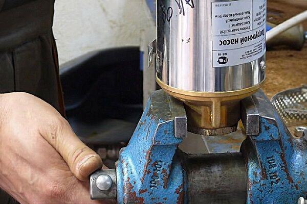 Как разобрать погружной насос: популярные поломки + детальная инструкция по разборке Как разобрать погружной насос: популярные поломки + детальная инструкция по разборке