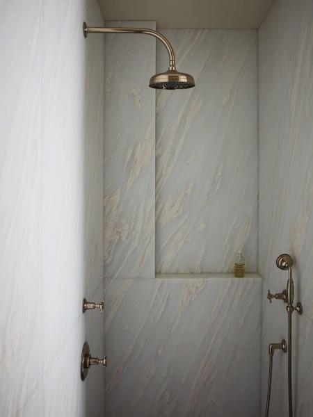 Чистые линии и стильные контрасты: элегантный таунхаус в нью-йорке Чистые линии и стильные контрасты: элегантный таунхаус в нью-йорке