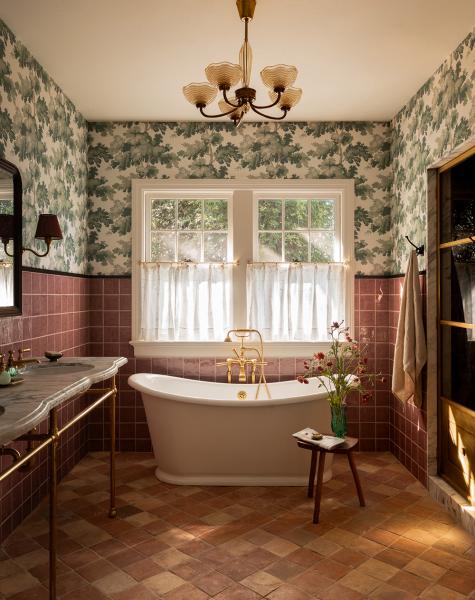 Душевный многослойный интерьер американской дачи от heidi caillier Душевный многослойный интерьер американской дачи от heidi caillier