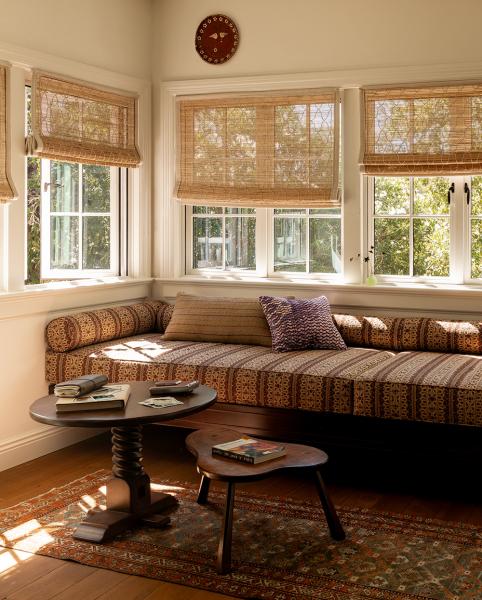 Душевный многослойный интерьер американской дачи от heidi caillier Душевный многослойный интерьер американской дачи от heidi caillier