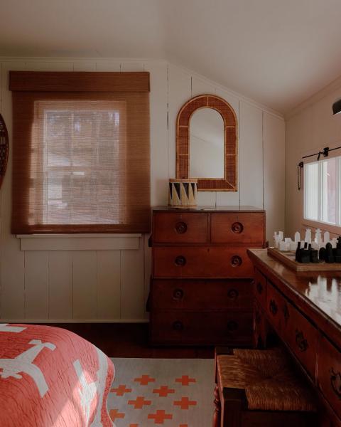 Оживить, но не стереть историю: очарование старой фермы в гудзонской долине Оживить, но не стереть историю: очарование старой фермы в гудзонской долине