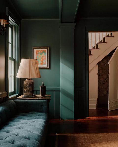 Оживить, но не стереть историю: очарование старой фермы в гудзонской долине Оживить, но не стереть историю: очарование старой фермы в гудзонской долине