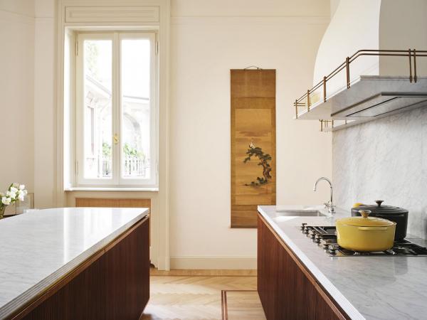 Стильные современные интерьеры квартиры в старинном палаццо в милане Стильные современные интерьеры квартиры в старинном палаццо в милане