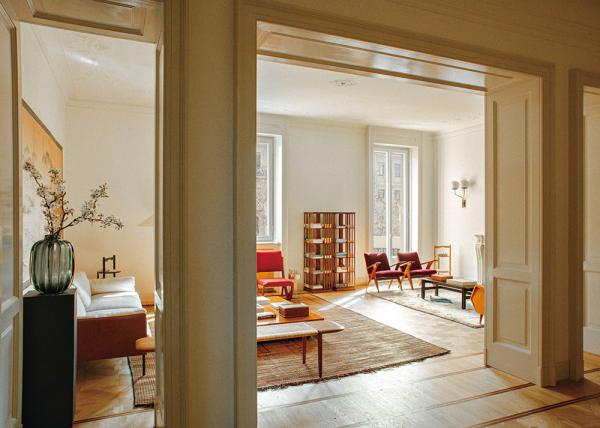 Стильные современные интерьеры квартиры в старинном палаццо в милане Стильные современные интерьеры квартиры в старинном палаццо в милане