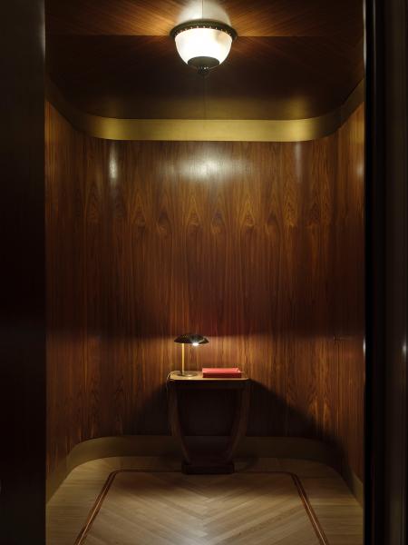 Стильные современные интерьеры квартиры в старинном палаццо в милане Стильные современные интерьеры квартиры в старинном палаццо в милане