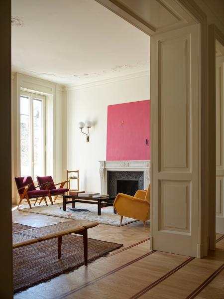 Стильные современные интерьеры квартиры в старинном палаццо в милане Стильные современные интерьеры квартиры в старинном палаццо в милане