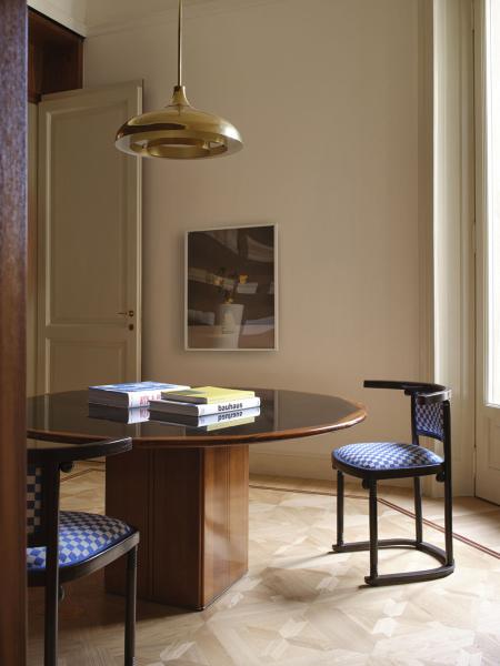 Стильные современные интерьеры квартиры в старинном палаццо в милане Стильные современные интерьеры квартиры в старинном палаццо в милане