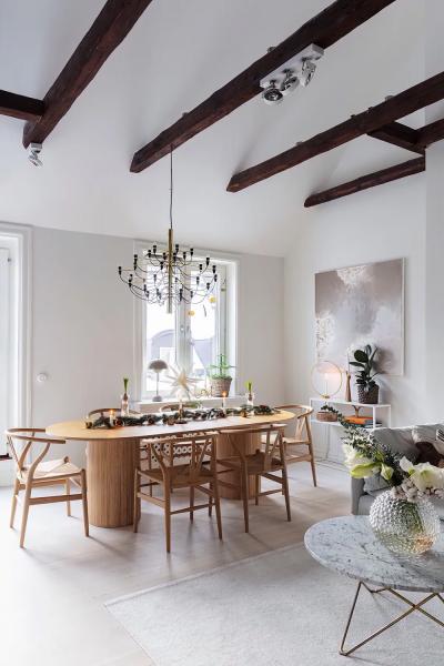 Тот же интерьер, но с нарядным декором: знакомая квартира в стокгольме Тот же интерьер, но с нарядным декором: знакомая квартира в стокгольме