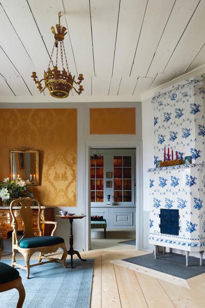 Традиционный праздничный уют в чудесной старинной вилле в швеции Традиционный праздничный уют в чудесной старинной вилле в швеции