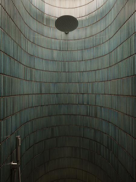 Затерянный в канадских лесах: современный домик для полного уединения Затерянный в канадских лесах: современный домик для полного уединения