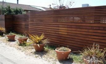 Забор-жалюзи — веяние нового времени Забор-жалюзи — веяние нового времени