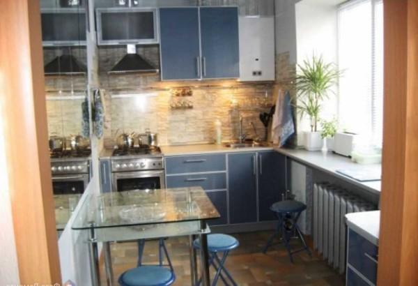 Особенности ремонта кухни в хрущевке Особенности ремонта кухни в хрущевке