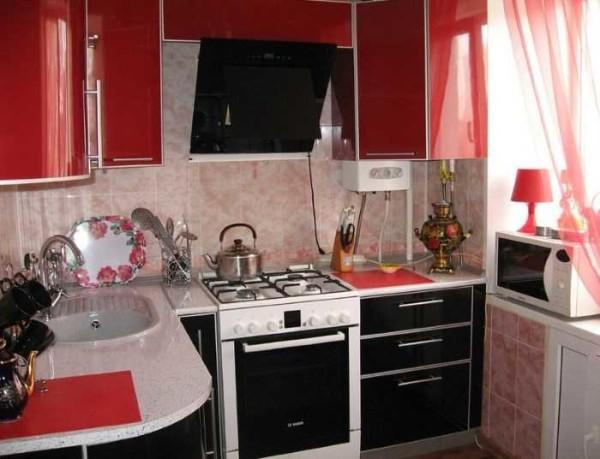 Особенности ремонта кухни в хрущевке Особенности ремонта кухни в хрущевке