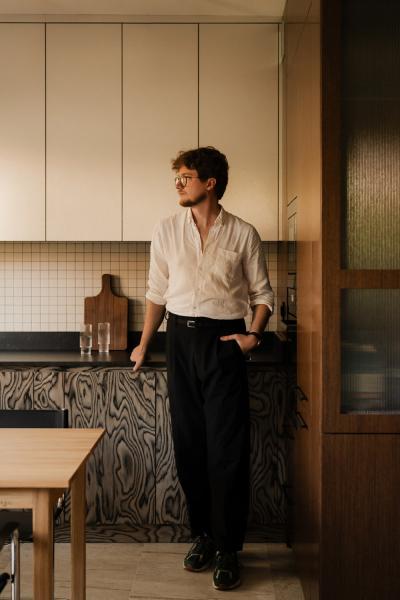 Атмосферный мужской интерьер в варшаве в землистых оттенках (53 кв. М) Атмосферный мужской интерьер в варшаве в землистых оттенках (53 кв. М)