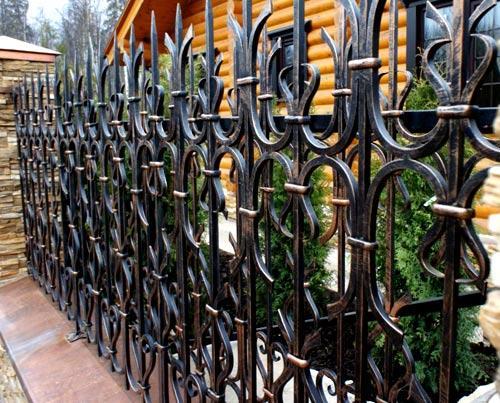 Заборы из металлического прута Заборы из металлического прута