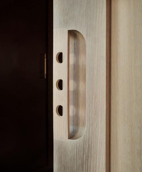 Модернистские нотки в интерьерах красочной квартиры в нью-йорке Модернистские нотки в интерьерах красочной квартиры в нью-йорке