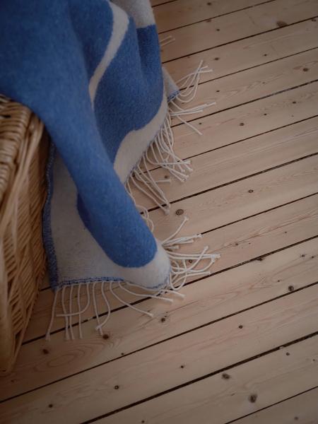 Скандинавский интерьер, в котором тон задаёт рыжий диван (70 кв. М) Скандинавский интерьер, в котором тон задаёт рыжий диван (70 кв. М)