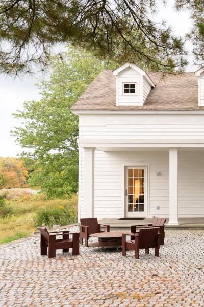 Современный, но с характером фермерского дома: обновление коттеджа в гудзонской долине Современный, но с характером фермерского дома: обновление коттеджа в гудзонской долине