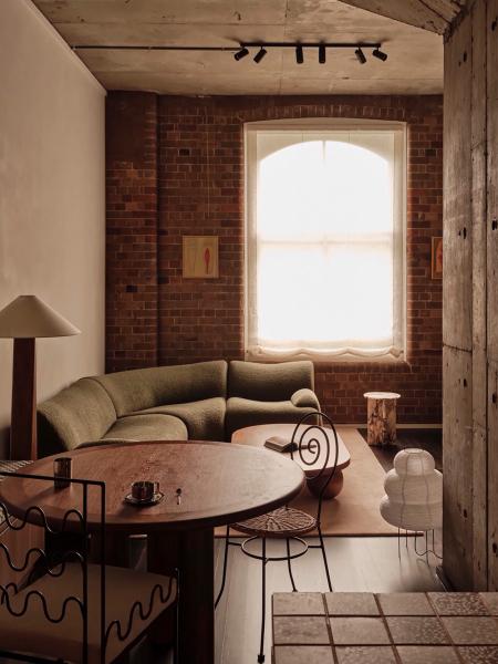 Спокойная обстановка и эклектичный декор: маленький лофт в сиднее Спокойная обстановка и эклектичный декор: маленький лофт в сиднее