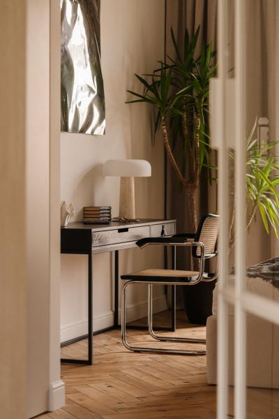 Спокойный, но интересный интерьер небольшой квартиры в варшаве (52 кв. М) Спокойный, но интересный интерьер небольшой квартиры в варшаве (52 кв. М)