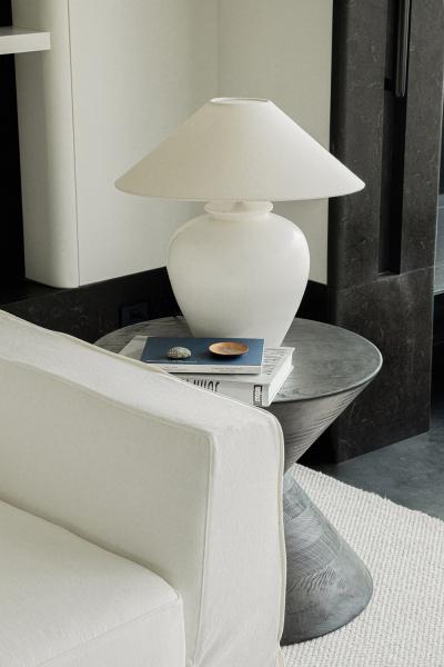 Воздушный современный интерьер в китае с черными акцентами в декоре Воздушный современный интерьер в китае с черными акцентами в декоре