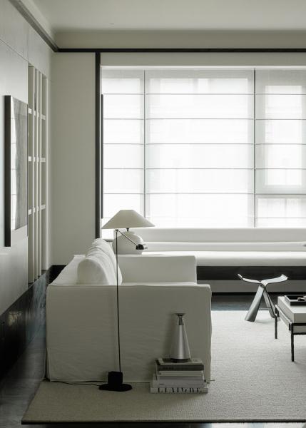 Воздушный современный интерьер в китае с черными акцентами в декоре Воздушный современный интерьер в китае с черными акцентами в декоре