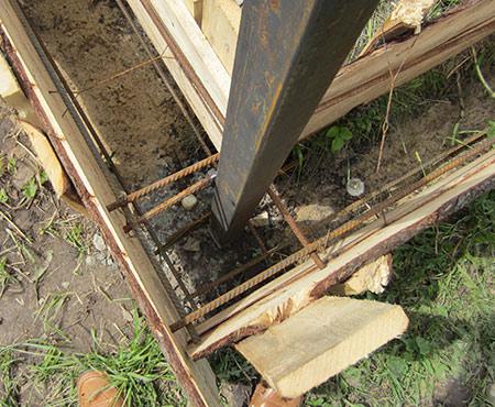 Строительство забора из французского камня Строительство забора из французского камня