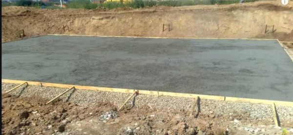 Фундамент в виде железобетонный плиты Фундамент в виде железобетонный плиты