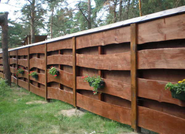 Все виды заборов для дома и дачи, обзор вариантов с фото Все виды заборов для дома и дачи, обзор вариантов с фото