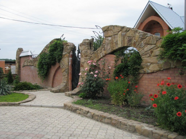 Все виды заборов для дома и дачи, обзор вариантов с фото Все виды заборов для дома и дачи, обзор вариантов с фото