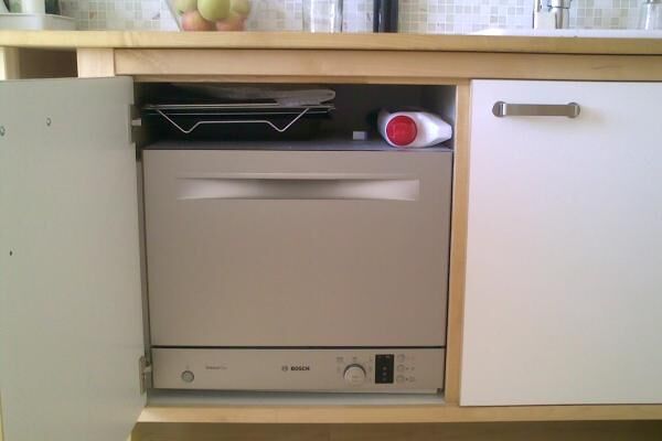 Компактные посудомоечные машины: характеристики + обзор лучших мини моделей Компактные посудомоечные машины: характеристики + обзор лучших мини моделей