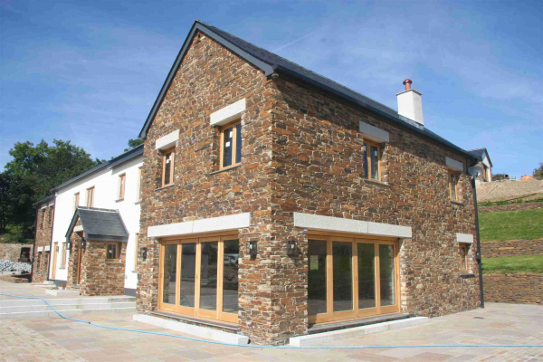 Плюсы и минусы дома из ракушечника: идеальное сочетание натуральности и стиля Плюсы и минусы дома из ракушечника: идеальное сочетание натуральности и стиля