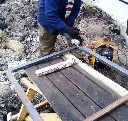 Как сделать калитку для забора из сетки-рабицы Как сделать калитку для забора из сетки-рабицы