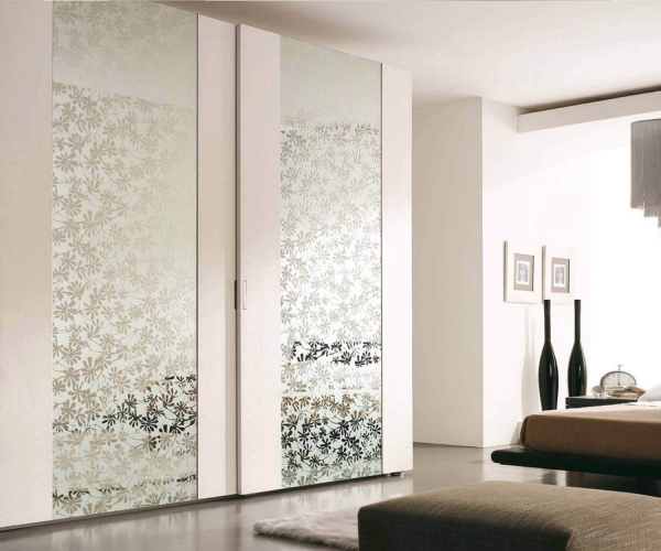 Выбираем шкафы-купе: советов по выбору + обзоры популярных моделей Выбираем шкафы-купе: советов по выбору + обзоры популярных моделей