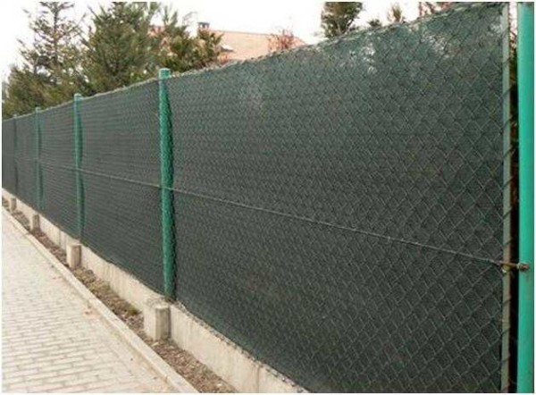 Как поставить забор из сетки-рабицы Как поставить забор из сетки-рабицы