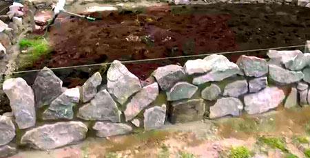 Строительство забора из натурального камня Строительство забора из натурального камня