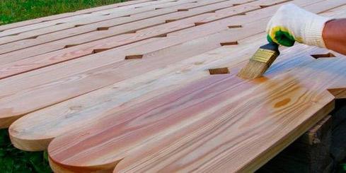 Установка забора из деревянного штакетника Установка забора из деревянного штакетника