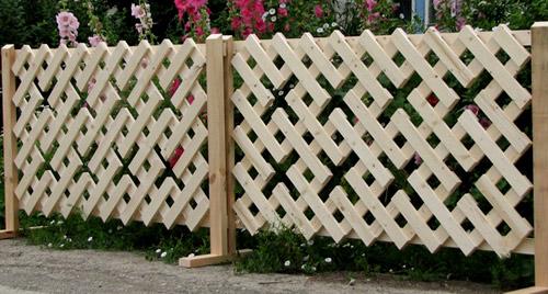 Решетчатые деревянные и металлические заборы Решетчатые деревянные и металлические заборы