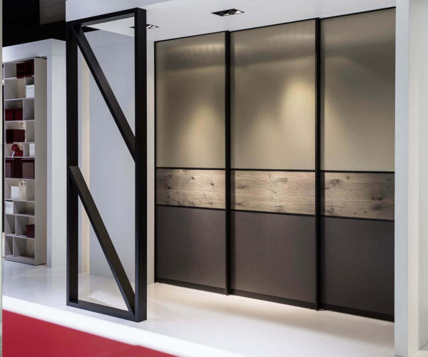 Выбираем шкафы-купе: советов по выбору + обзоры популярных моделей Выбираем шкафы-купе: советов по выбору + обзоры популярных моделей