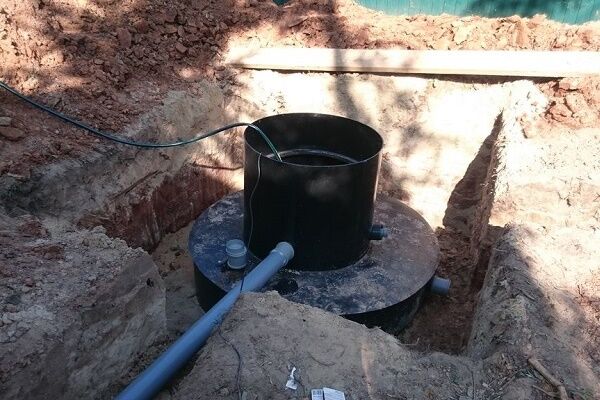 Обзор септиков «крот»: устройство, достоинства и недостатки, сравнение с конкурентами Обзор септиков «крот»: устройство, достоинства и недостатки, сравнение с конкурентами