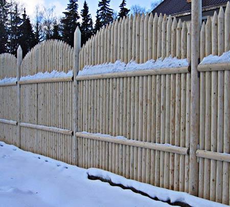 Забор частокол из бревен Забор частокол из бревен