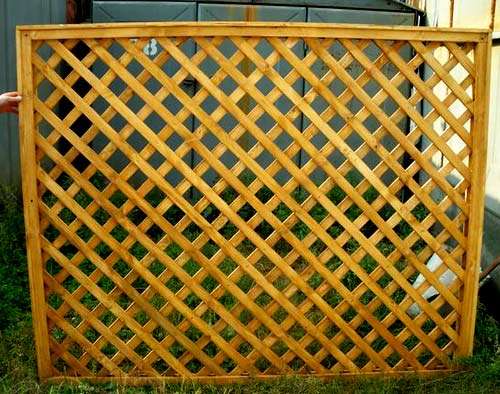 Строительство забора из реек Строительство забора из реек