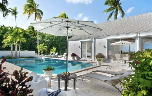 Дом, где отдыхала принцесса диана, выставлен на продажу Дом, где отдыхала принцесса диана, выставлен на продажу