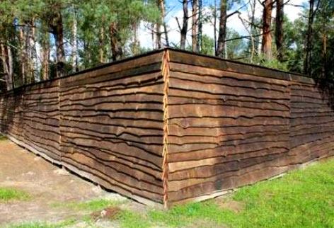 Строительство забора из горбыля Строительство забора из горбыля