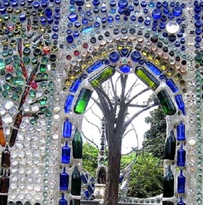 Как сделать забор из стеклянных бутылок Как сделать забор из стеклянных бутылок
