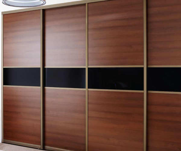 Выбираем шкафы-купе: советов по выбору + обзоры популярных моделей Выбираем шкафы-купе: советов по выбору + обзоры популярных моделей