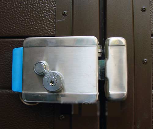 Электромеханические замки на калитку Электромеханические замки на калитку