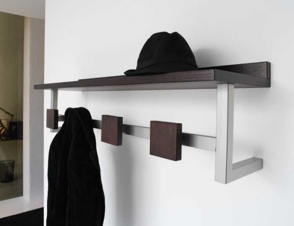 Выбираем настенную вешалку в прихожую Выбираем настенную вешалку в прихожую
