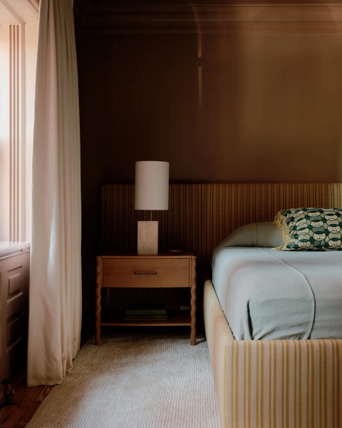 Атмосферные интерьеры нео-готического таунхауса в нью-йорке Атмосферные интерьеры нео-готического таунхауса в нью-йорке